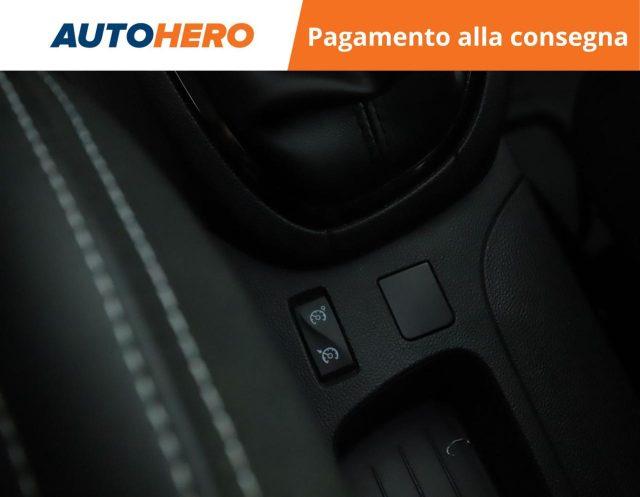RENAULT Clio 1.2 75 CV 5 porte Duel2