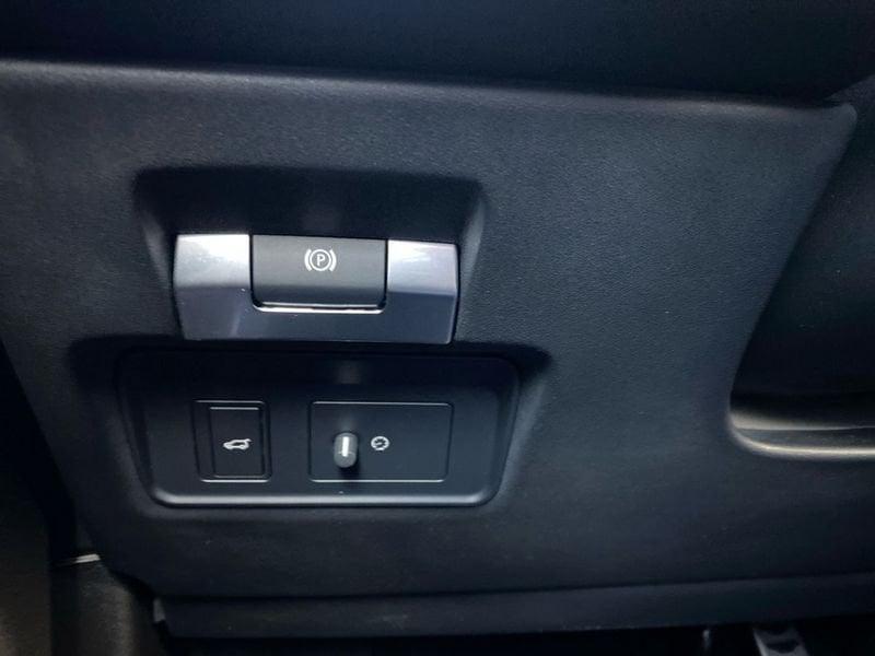 Land Rover Range Rover Evoque 2.0d i4 mhev R-Dynamic HSE awd 204cv auto