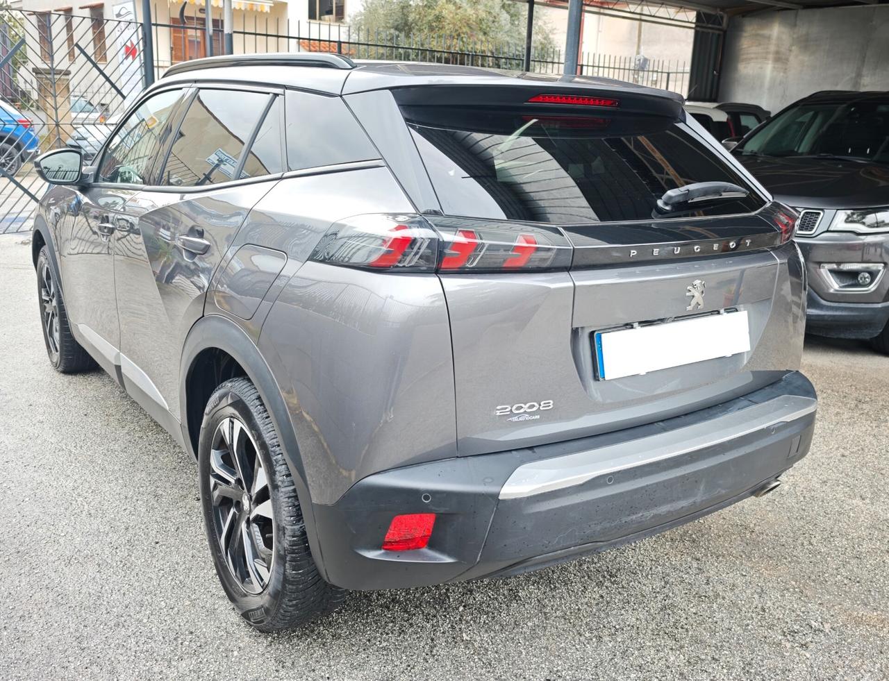 Perfetta Peugeot 2008 BlueHDi 110 S&S Allure Pack