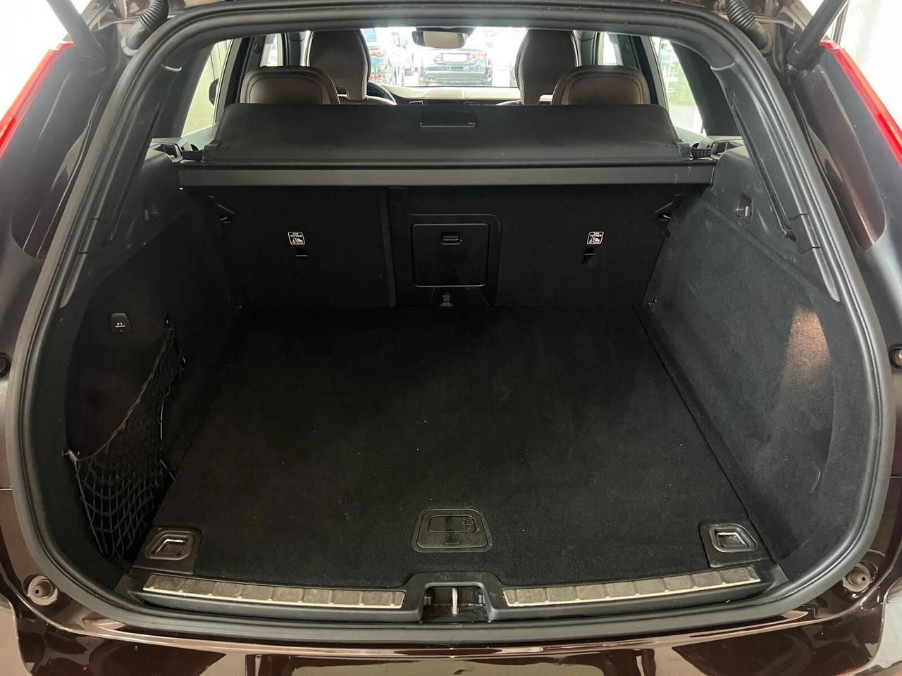 Volvo XC 60 XC60 B4 (d) AWD Geartronic Inscription 2020
