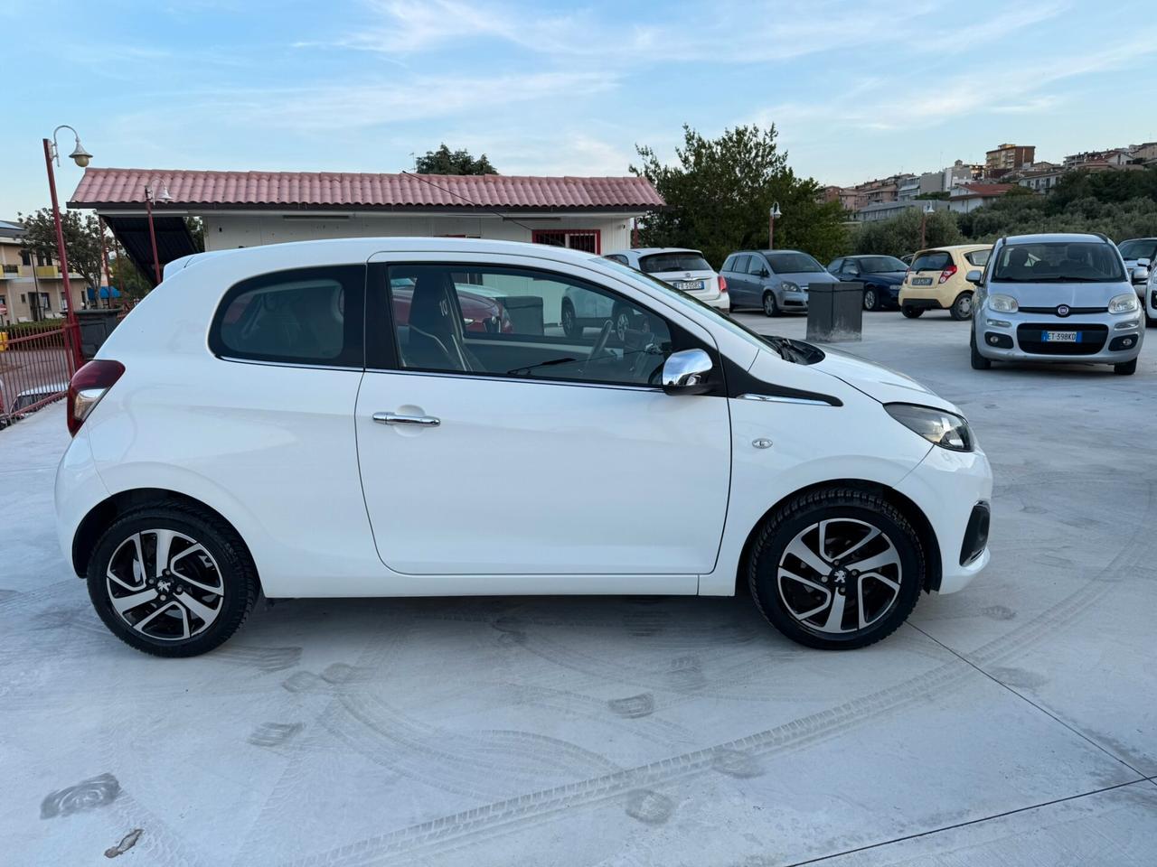 Peugeot 108 VTi 68 3 porte Allure TOP!