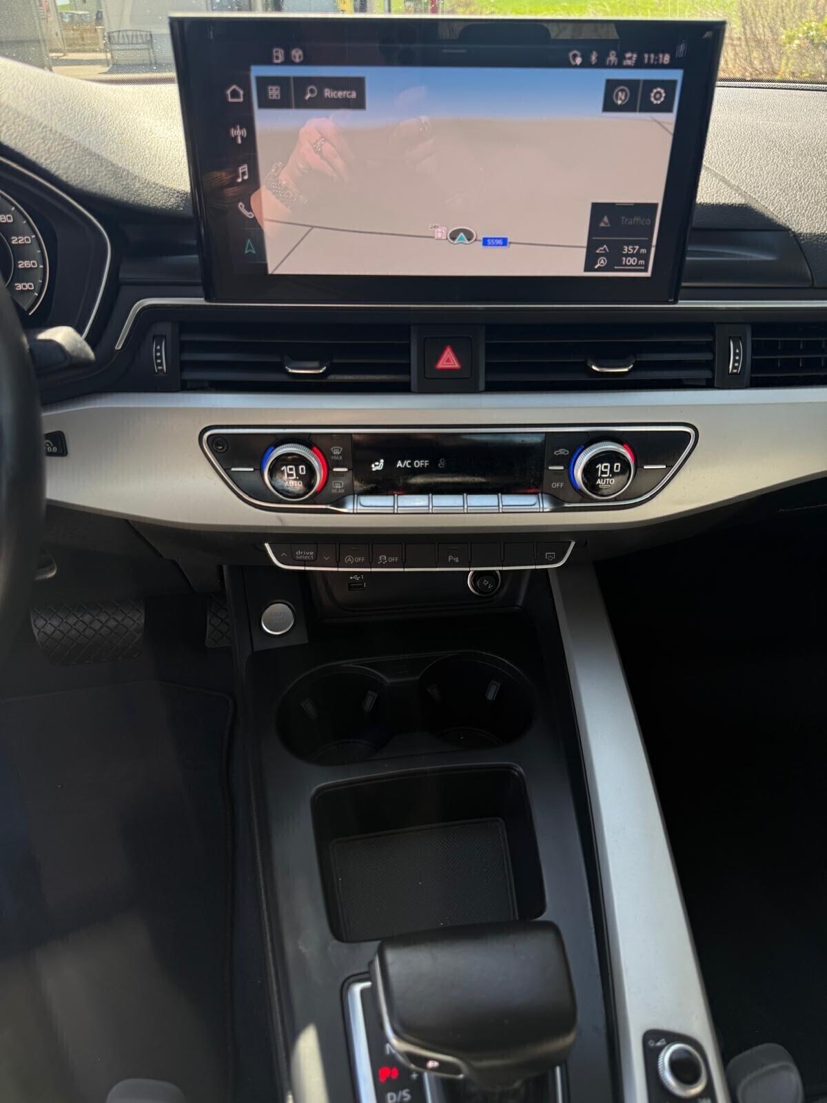 Audi A4 30 TDI/136 CV S tronic Business Advanced
