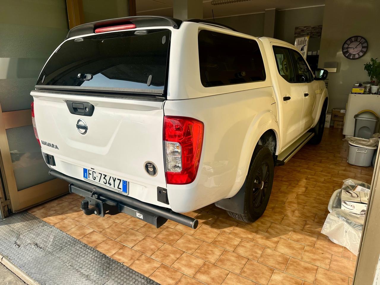 Nissan Navara 2.3diesel 4x4 gancio traino