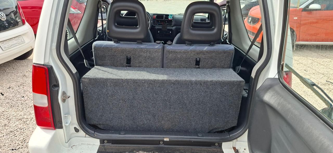 Suzuki Jimny 1.3i 16V cat 4WD JLX