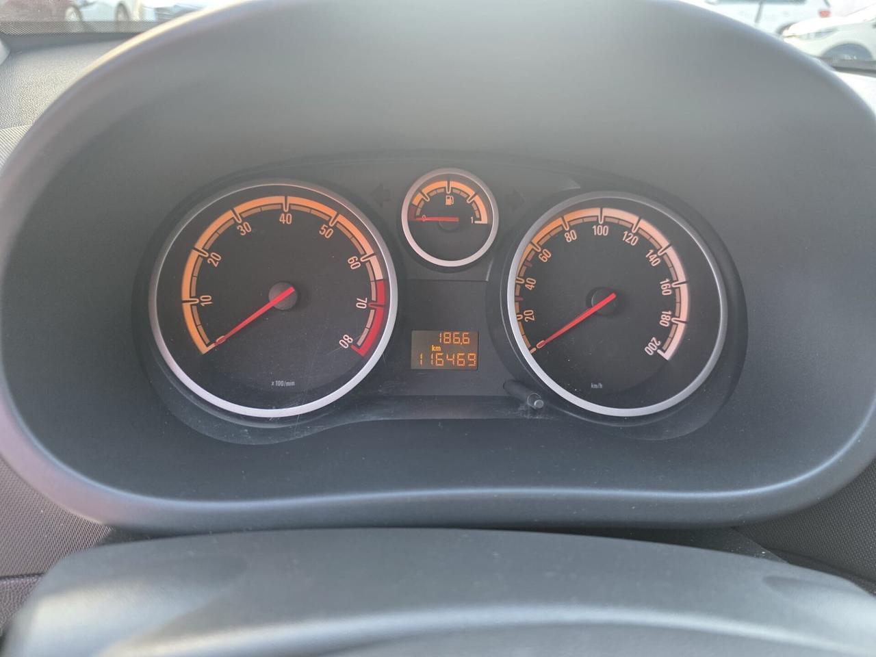 Opel Corsa 1.2 5 porte Enjoy