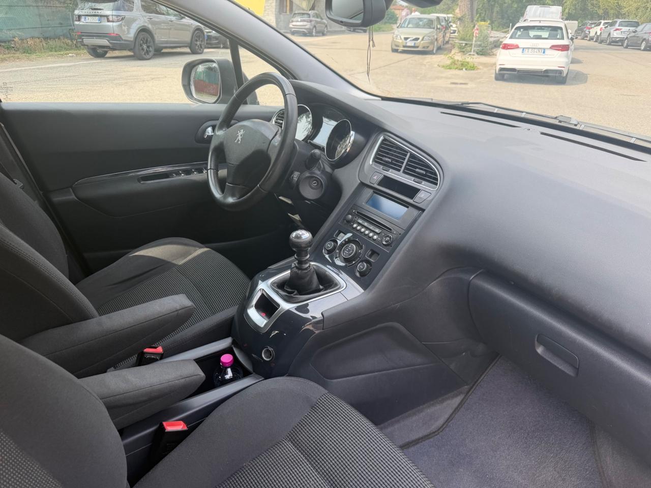 Peugeot 5008 Allure 7posti