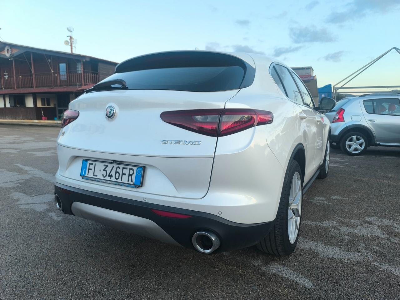 Alfa Romeo Stelvio 2.2 Turbodiesel 210 CV AT8 Q4 Executive
