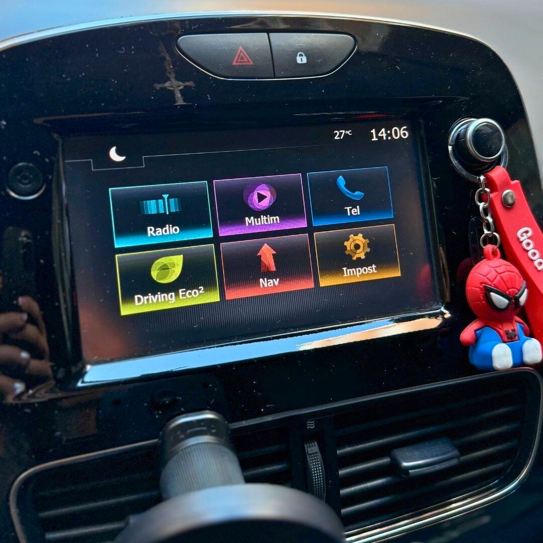 Renault Clio 2017 **NEOPATENTATI**