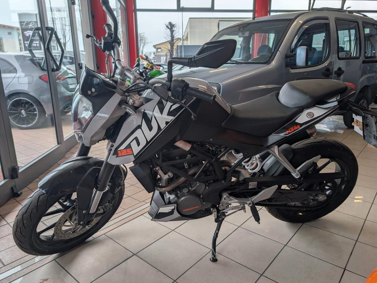 KTM DUKE 125cc