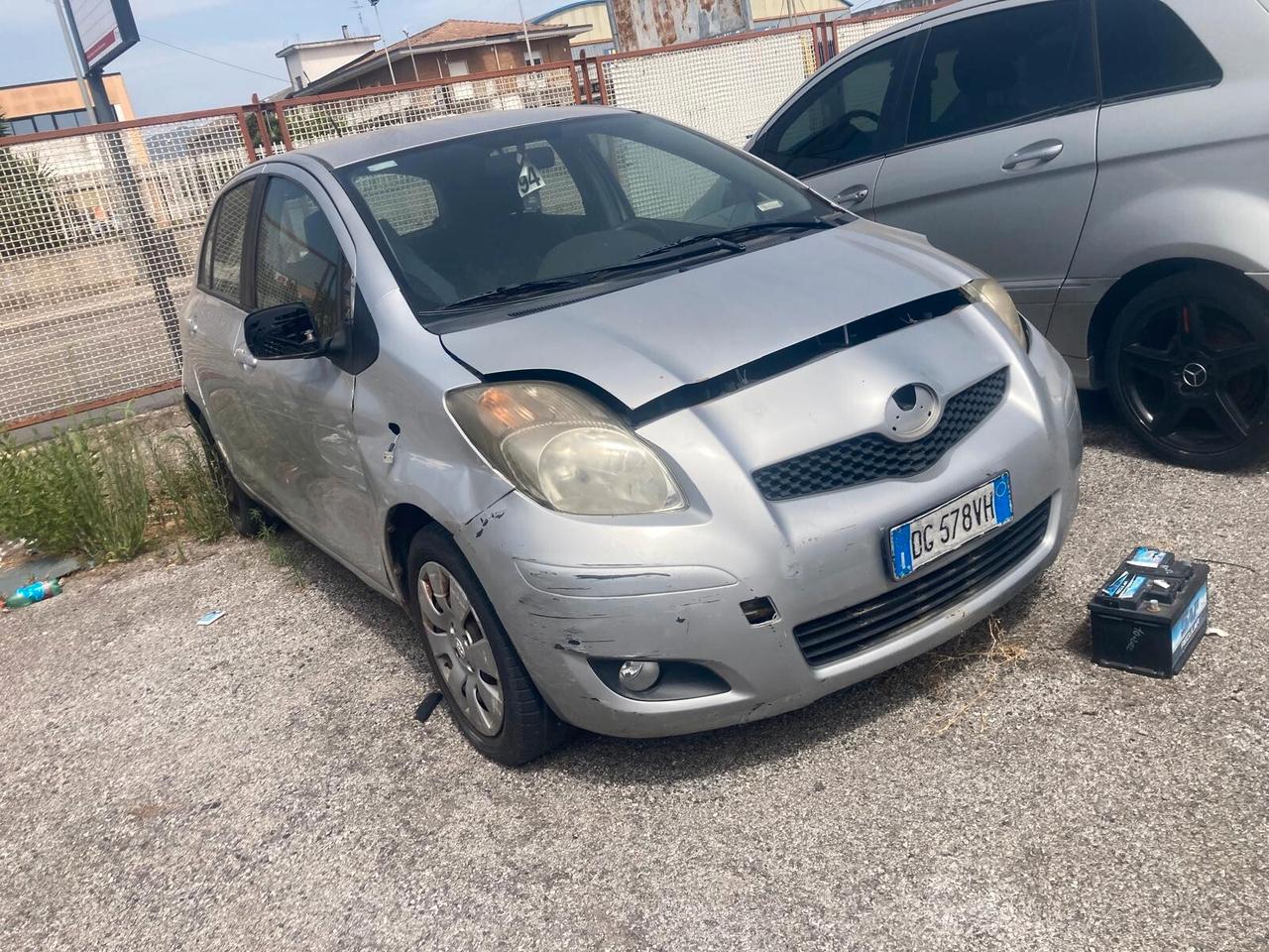 Toyota Yaris 1.3 5 porte M-MT Sol GPL NON MARCIANTE