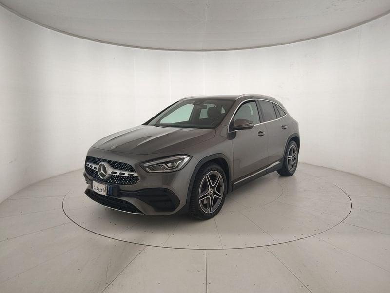 Mercedes-Benz GLA 200 d Premium 4matic auto