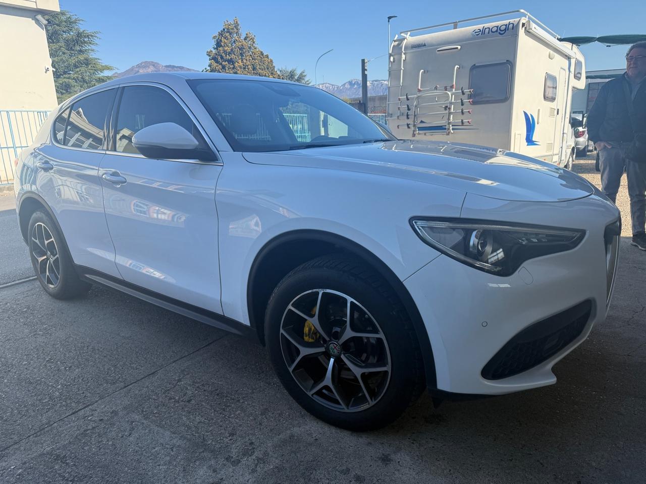 Alfa Romeo Stelvio 2.0 Turbo 200 CV AT8 Q4 Super