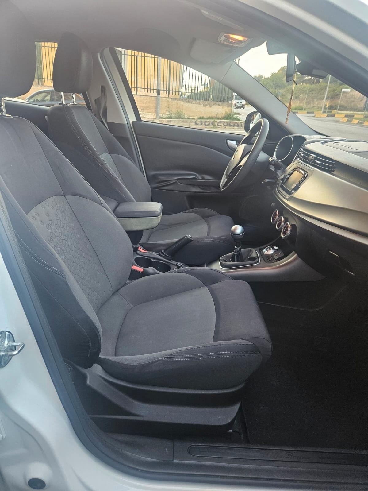 Alfa Romeo Giulietta 1.6 JTDM 105CV