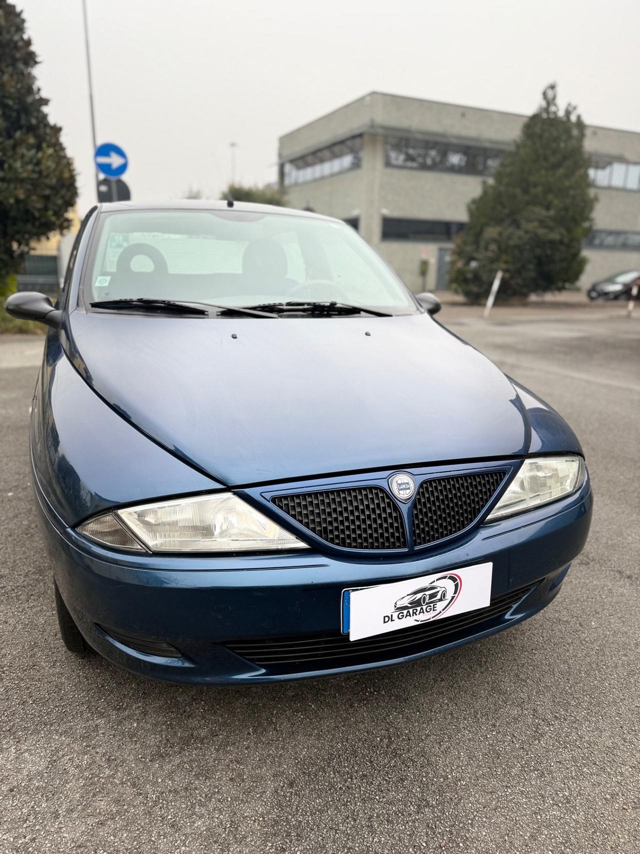 Lancia Y 1.2i cat LS