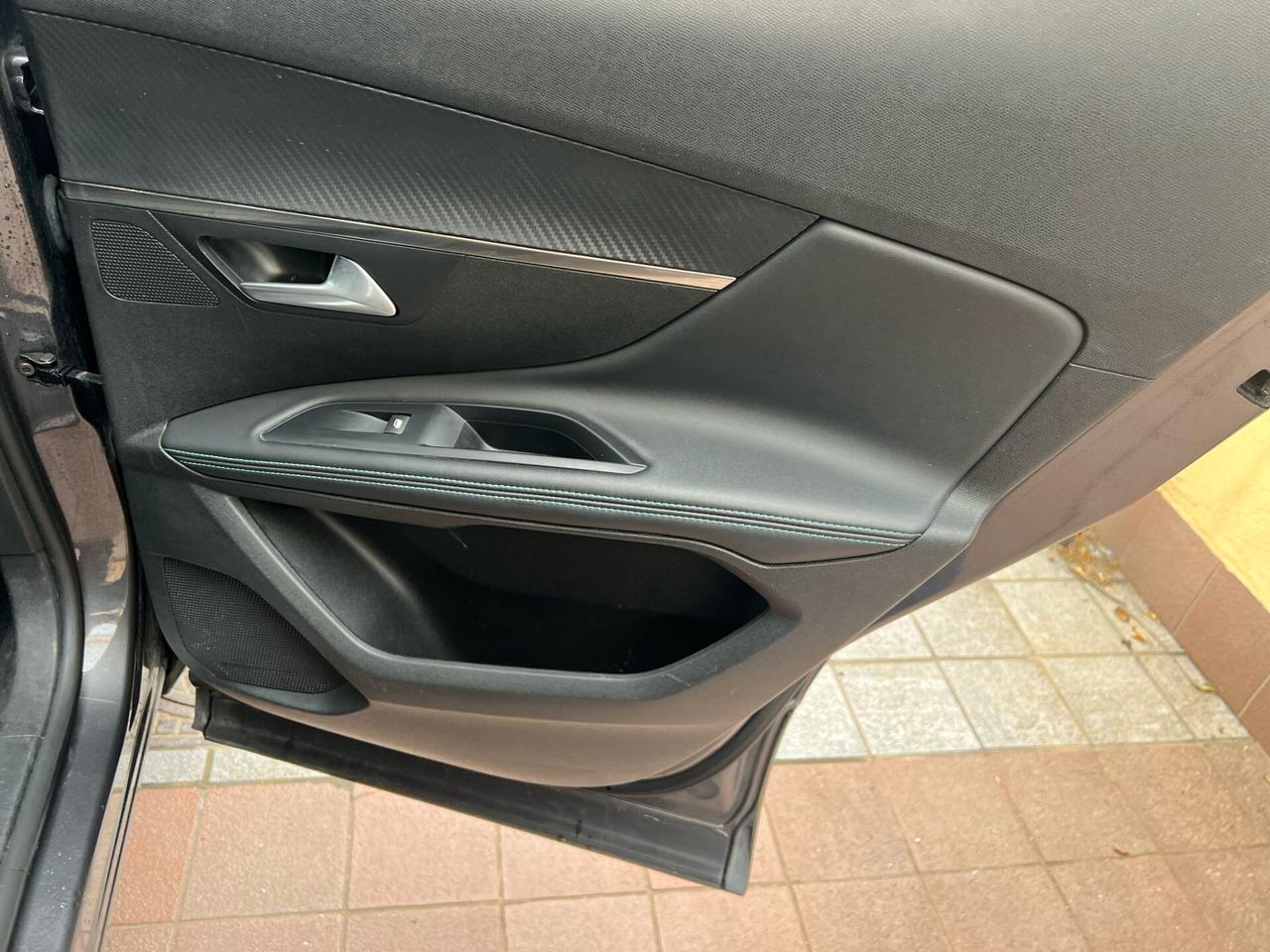 Peugeot 3008 PureTech Turbo 130 S&S Allure Pack