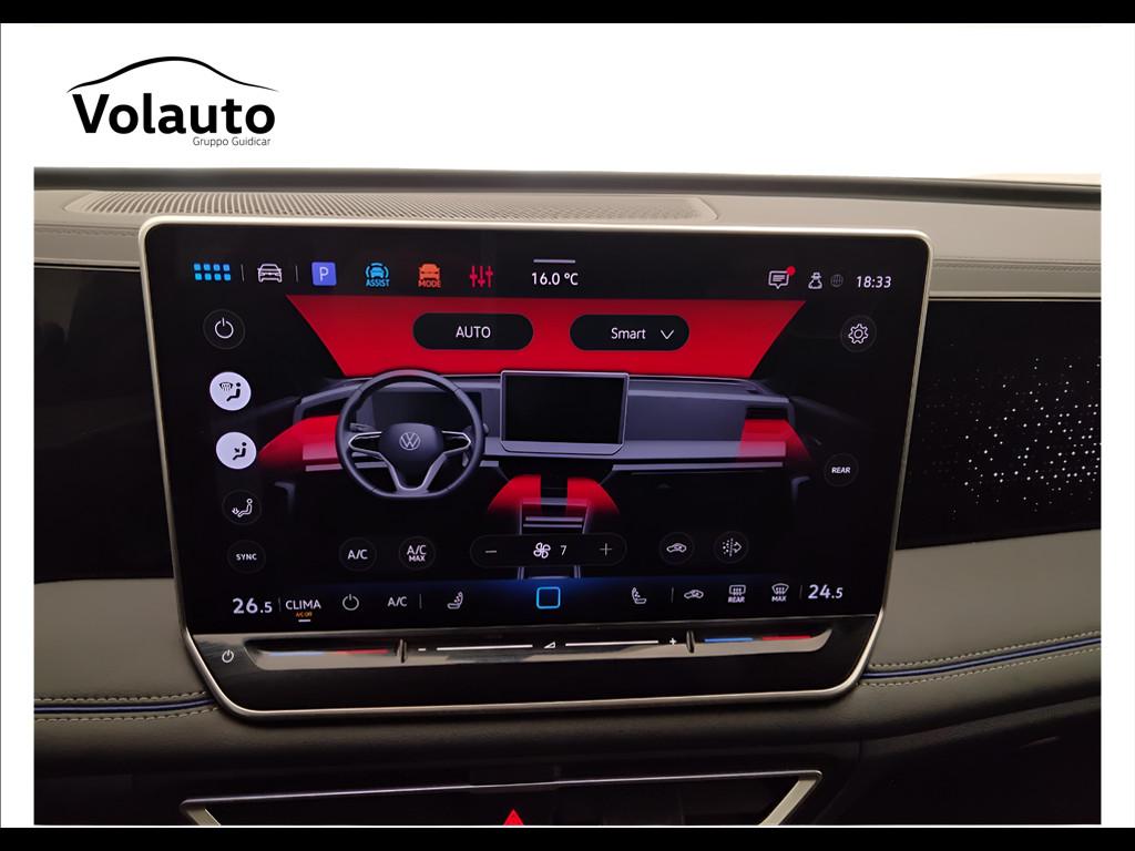 VOLKSWAGEN Tiguan III 2024 - Tiguan 2.0 tdi R-Line 150cv dsg