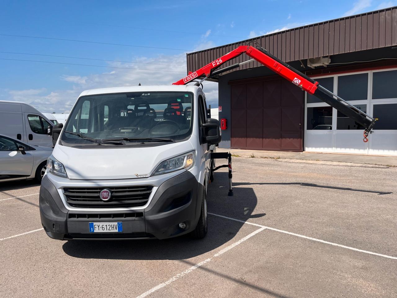 FIAT DUCATO MAXI 35 doppia cabina 7 Posti - CASSONE FISSO E GRU Fassi