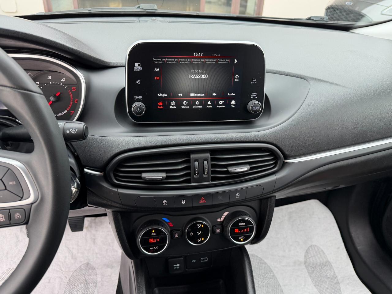 Fiat Tipo 1.6 M.JET 120 cv. 5 porte LOUNGE