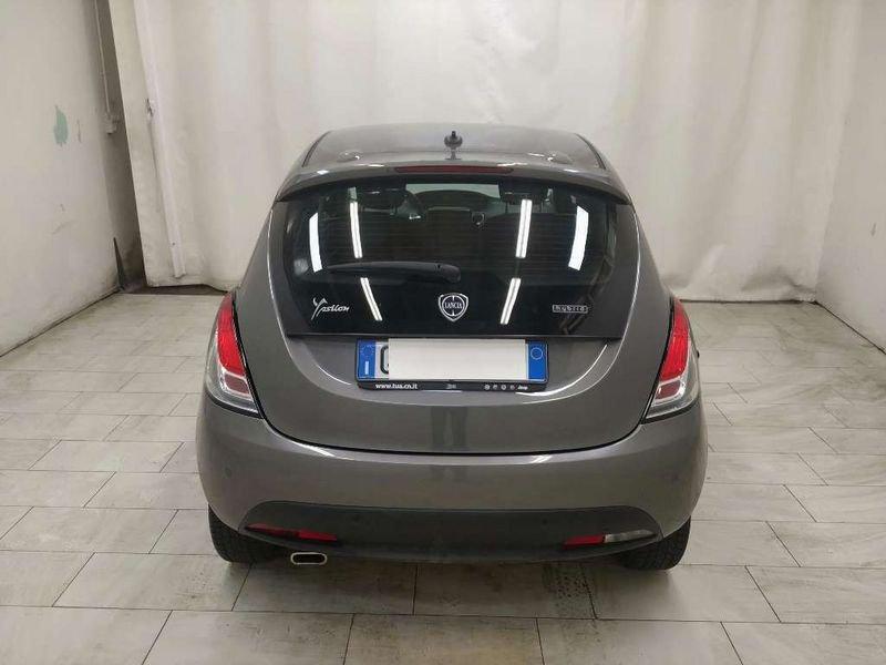 Lancia Ypsilon 1.0 firefly hybrid Gold s&s 70cv 5p.ti