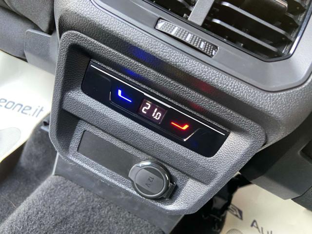 VOLKSWAGEN Tiguan 2.0 TDI 150 CV SCR DSG Life