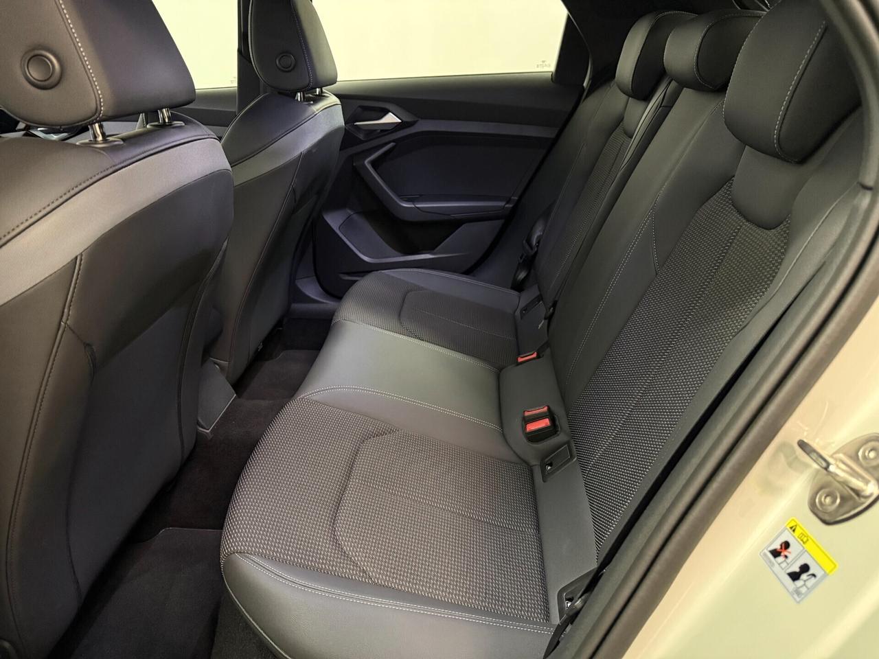 Audi A1 Allstreet 30 Tfsi Identity Contrast 110cv S Tronic