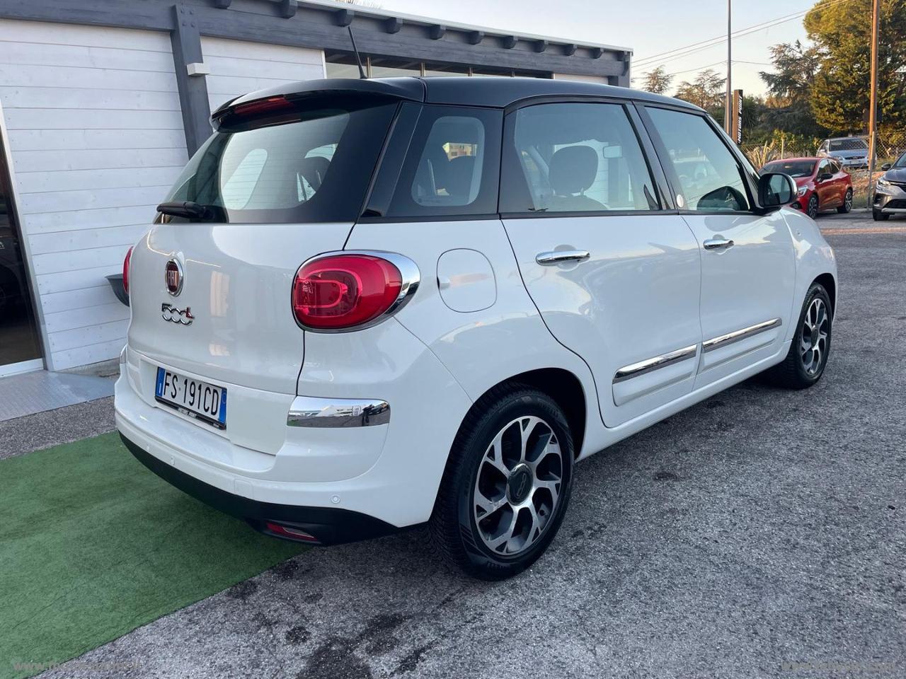 FIAT 500L 1.4 95 CV Mirror