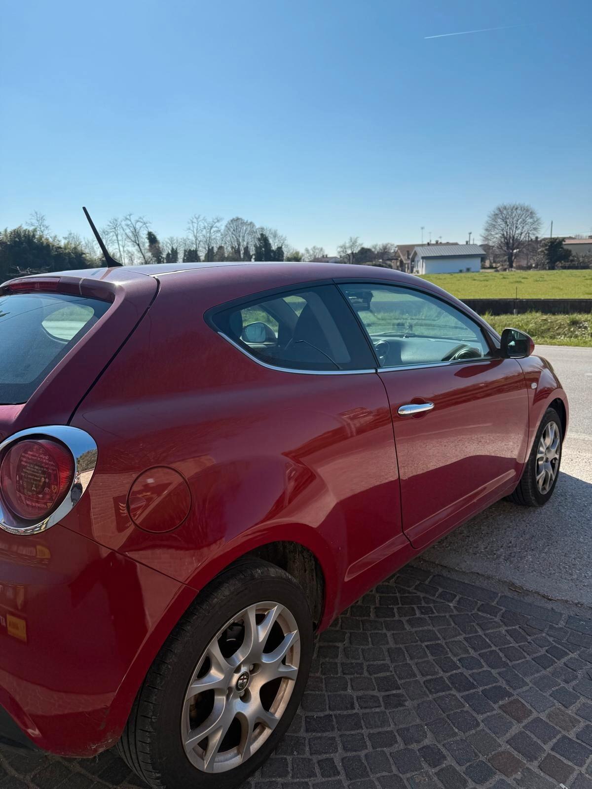 Alfa Romeo MiTo 1.4 78 CV Distinctive Sport Pack