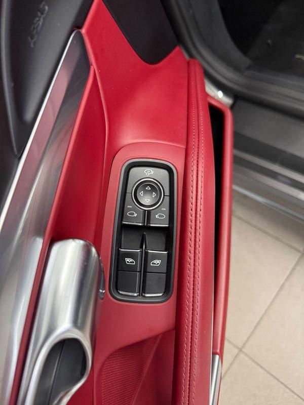Porsche 718 2.0 Boxster