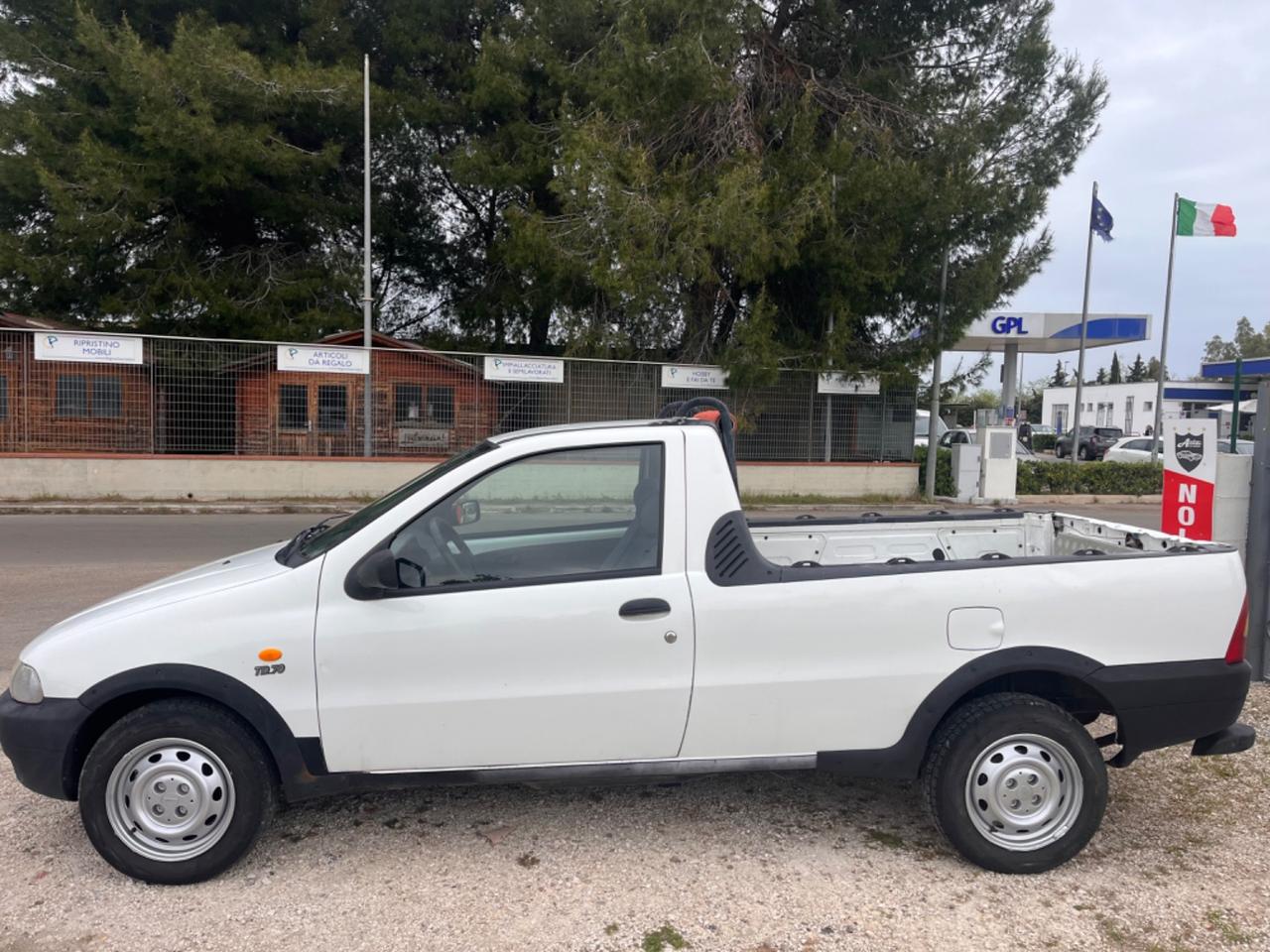Fiat Strada 1.9 diesel Pick-up