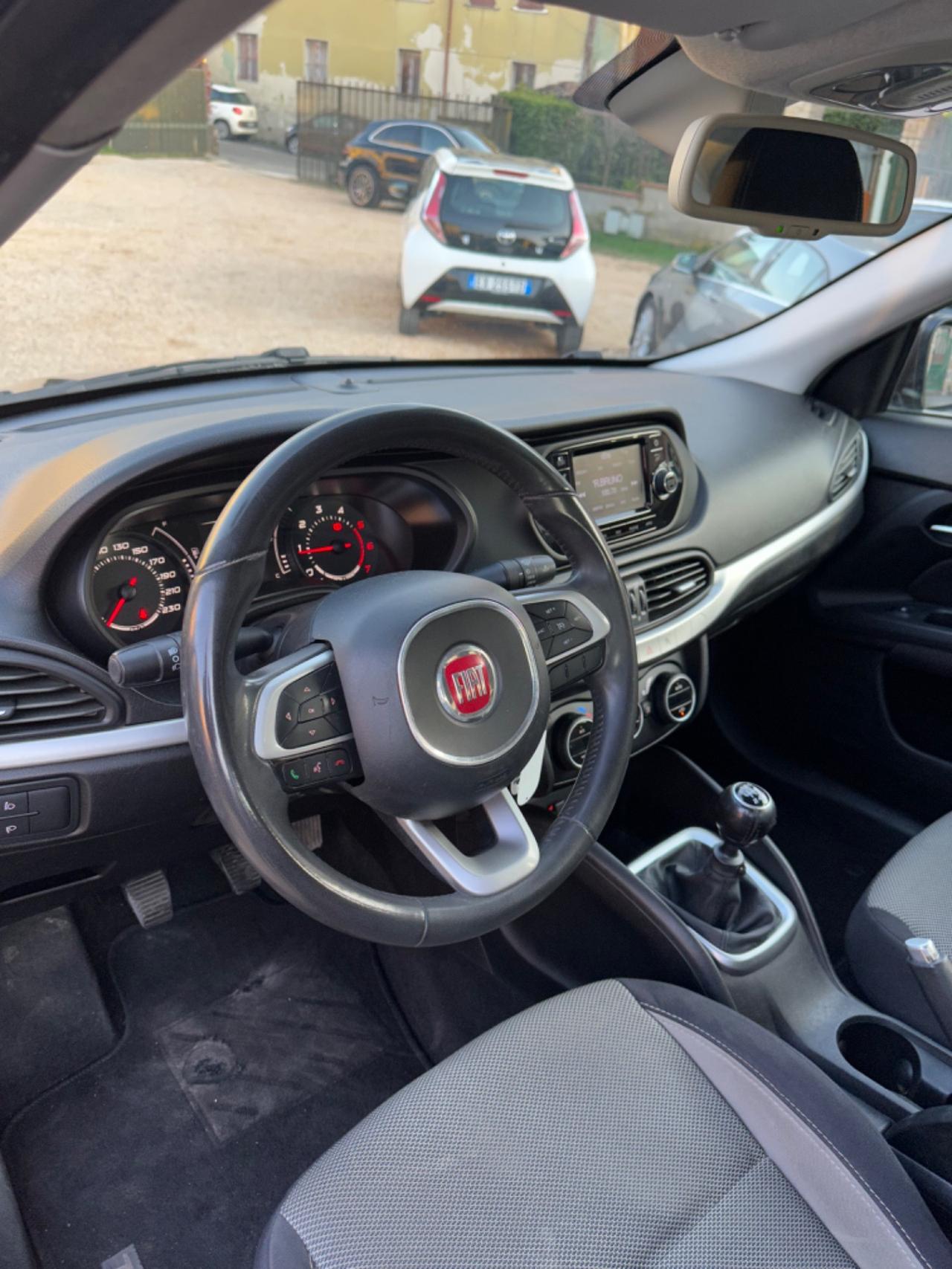 Fiat TIPO 1.6 MTJ OPENING EDITION KMCERT UNICOPR
