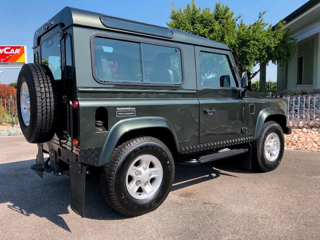 Land Rover Defender 90 2.4 TD4 S