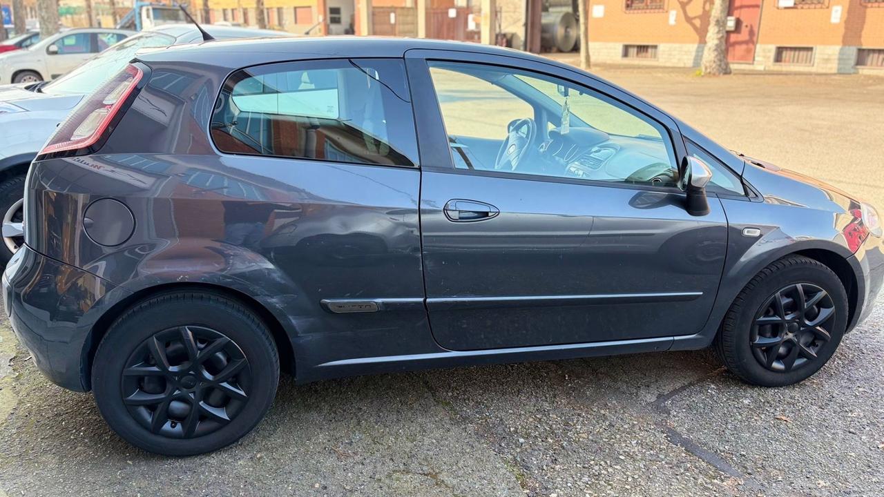 Fiat Punto Evo 1.4 3 porte Dynamic GPL