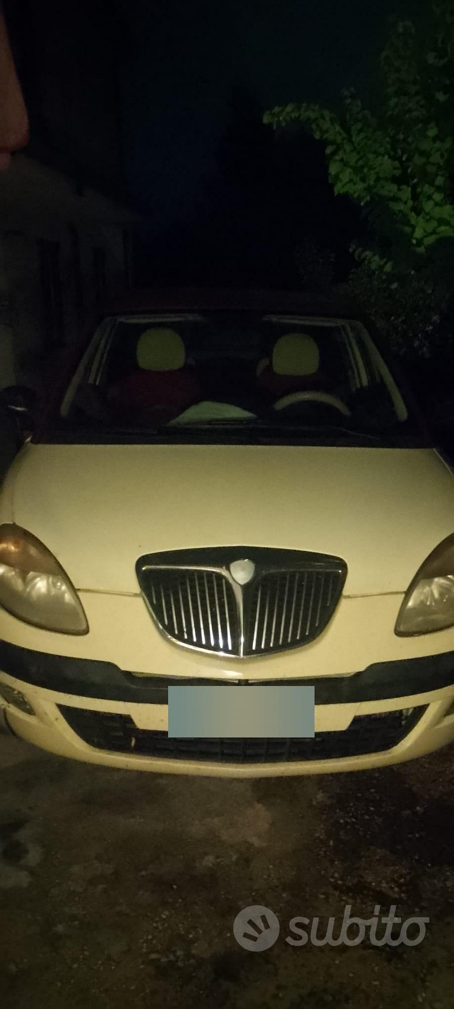 lancia Ypsilon 1.2 benzina
