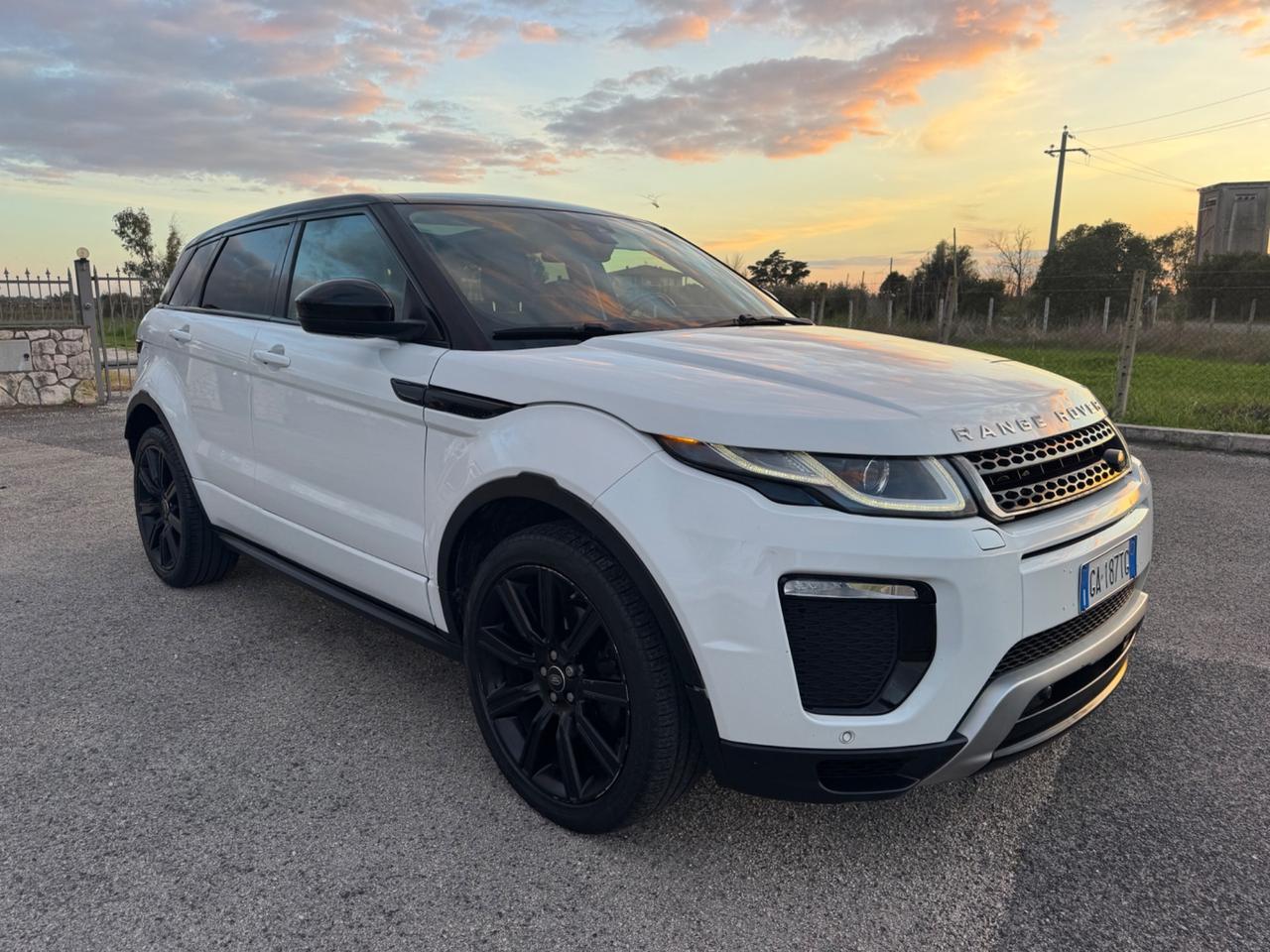 Land Rover Range Evoque 2.0 TD4 180 CV 5p. SE Dynamic