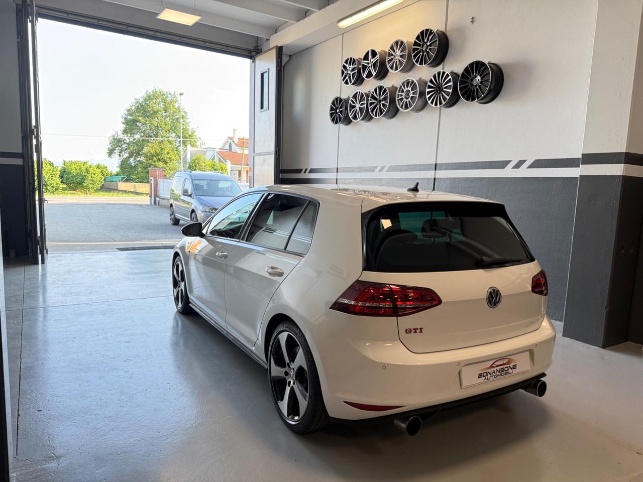 Volkswagen Golf GTI Performance 2.0 TSI DSG 5p. BlueMotion Technology