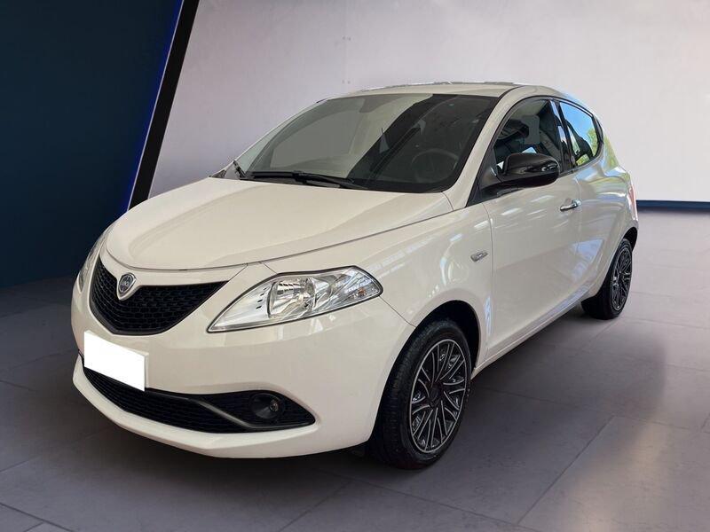 Lancia Ypsilon III 2021 1.0 firefly hybrid Gold s&s 70cv