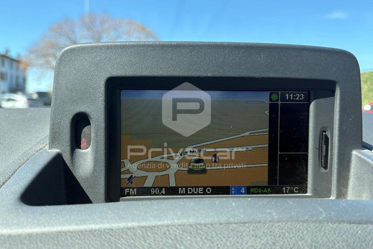 RENAULT Clio 1.2 16V 3 porte Dynamique