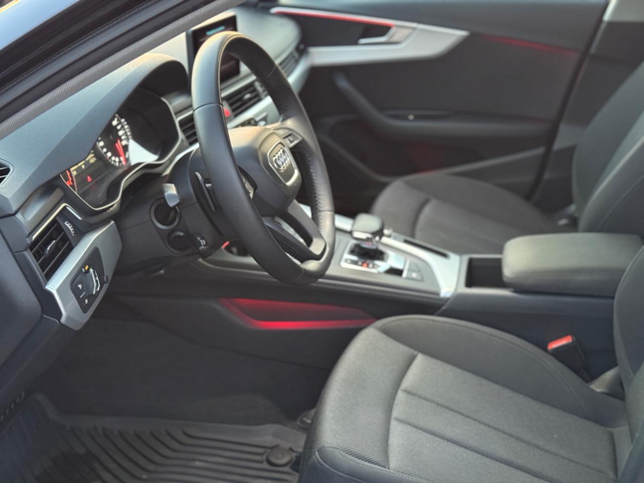 Audi A4 Avant 2.0 TDI 122 CV edition S Tronic