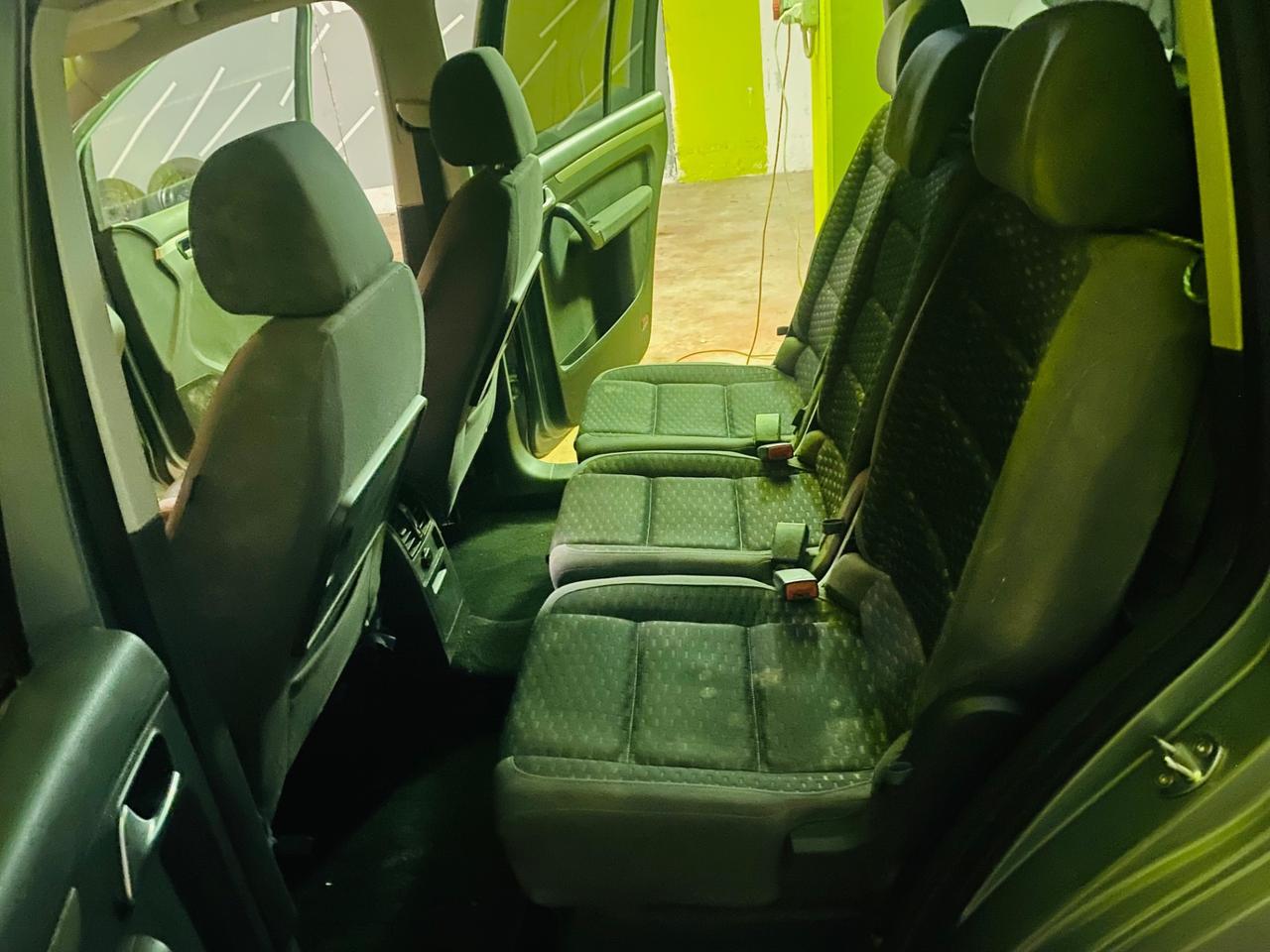 Volkswagen Touran 2.0 Trendline Ecofuel