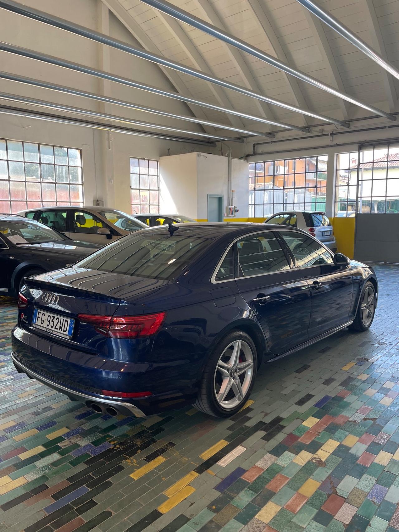 Audi A4 S4 3.0 TFSI 354CV UNICO PROPRIETARIO