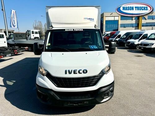 IVECO DAILY 35c160 3.0 furgonato e sponda, 2021, km 64.000