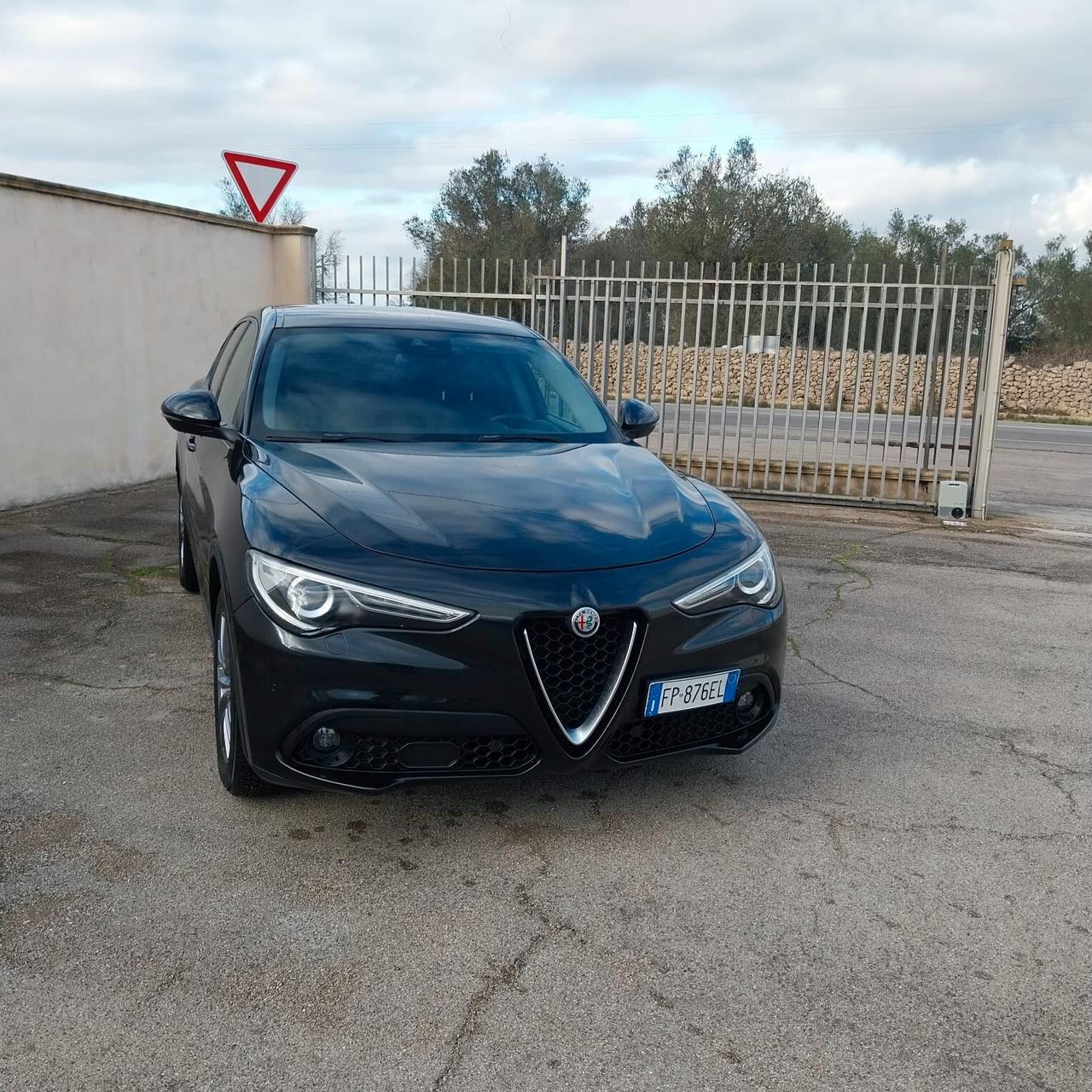 Alfa Romeo Stelvio 2.2 Turbodiesel 180 CV AT8 RWD Executive