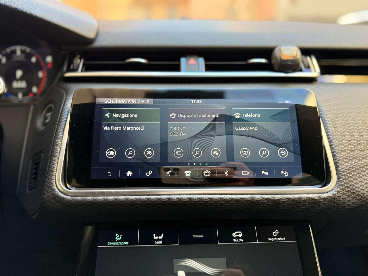 Land Rover Range Rover Velar Range Rover Velar 2.0D I4 180 CV R-Dynamic HSE