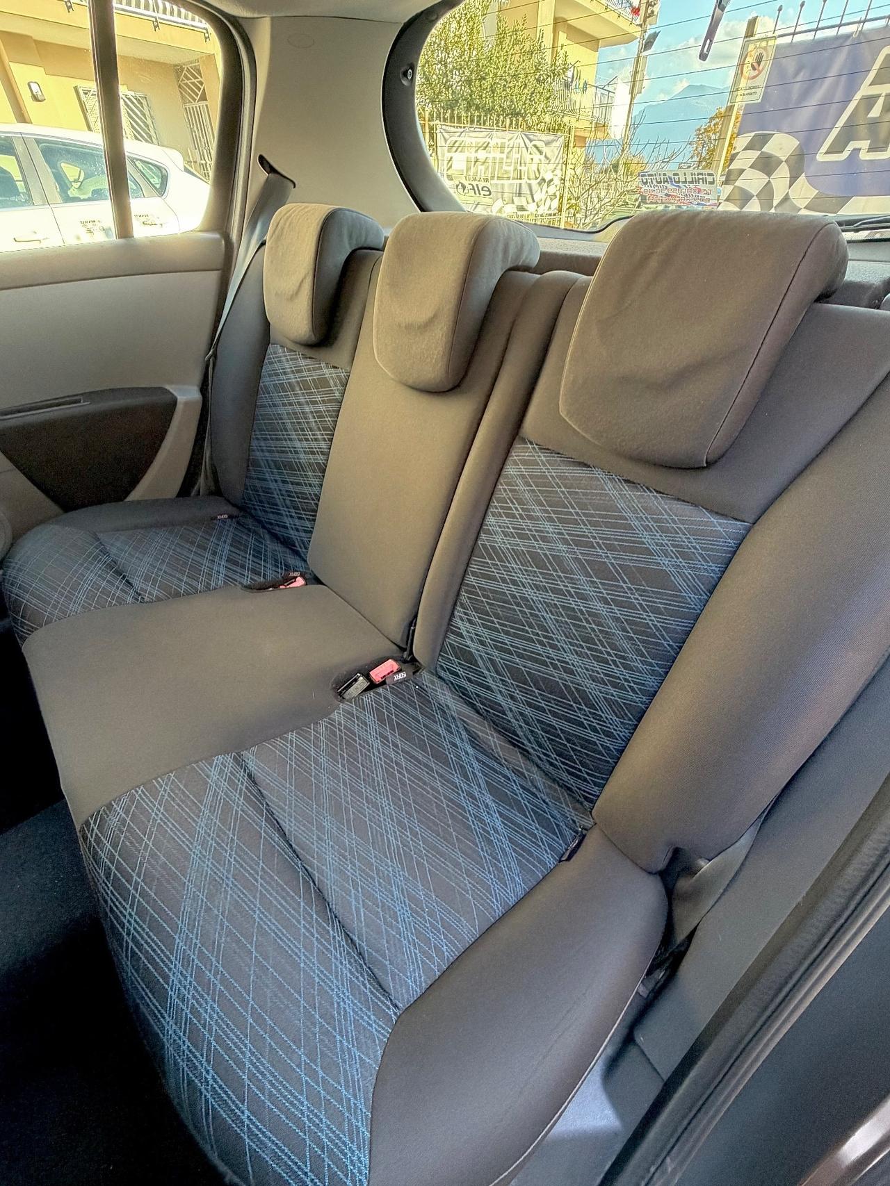 Renault Clio 1.2 Benzina 75 Cv