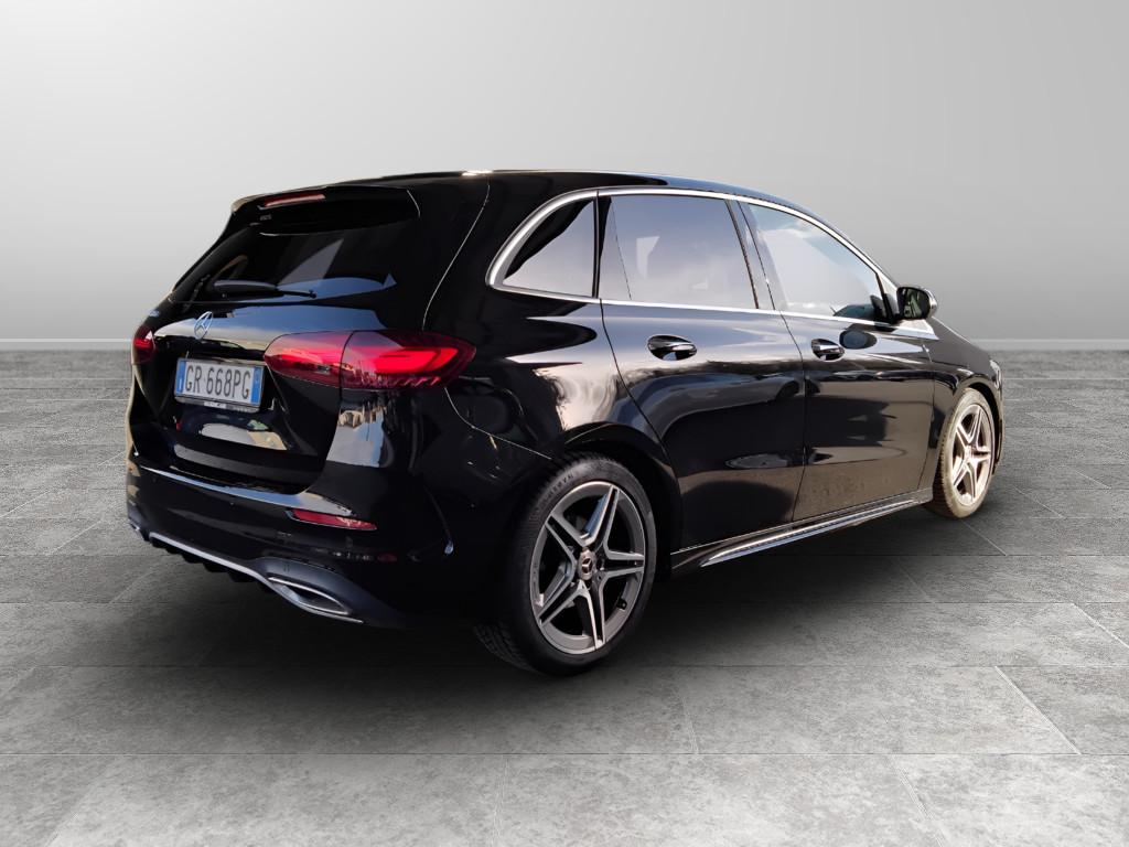 Mercedes-Benz Classe B - W247 2023 - B 180 AMG Line Advanced Plus auto