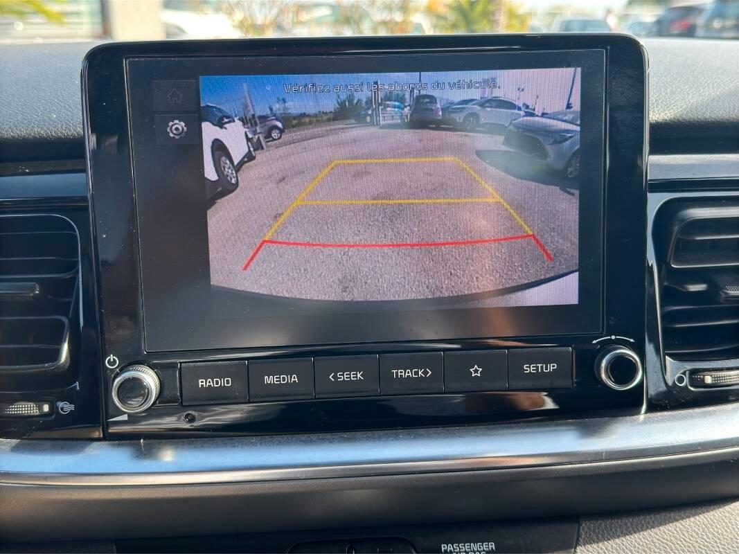 Kia STONIC . ACTIVE BUSINESS CON TELECAMERA E CARPLAY