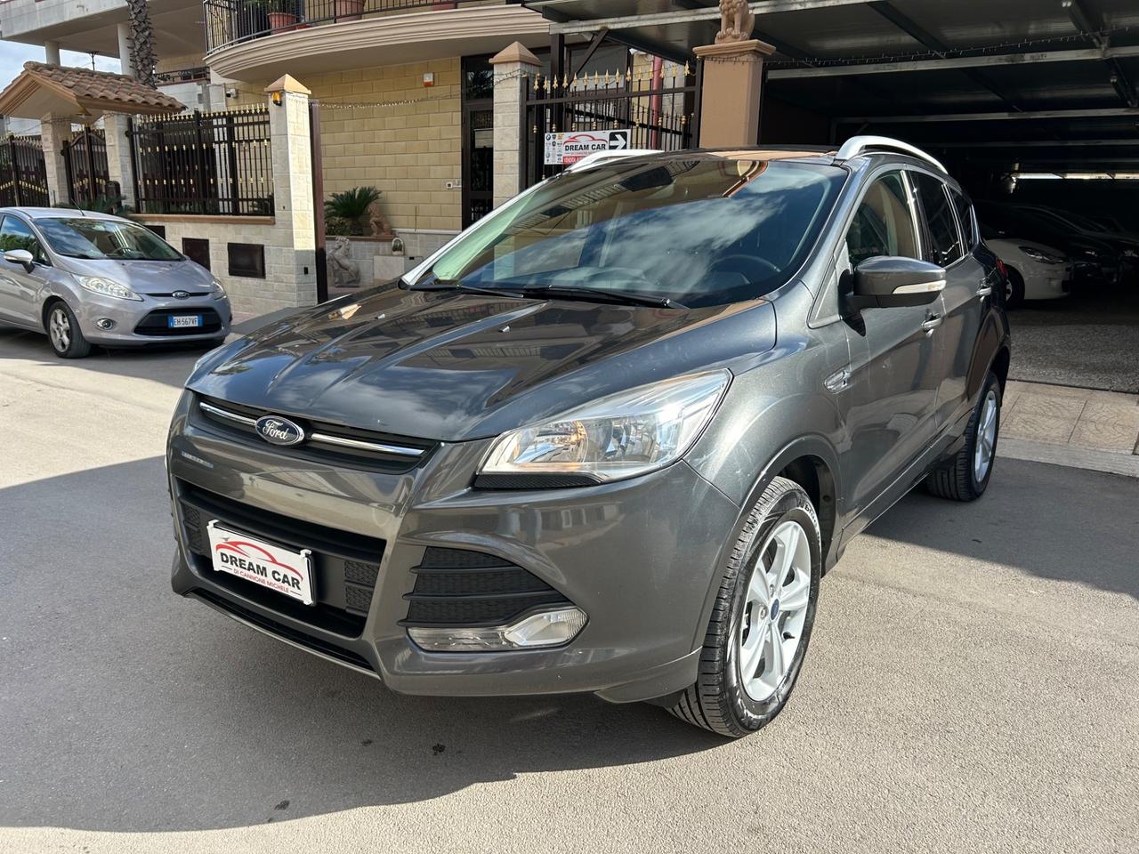Ford Kuga 2.0 TDCI 120 CV S&S 2WD Titanium