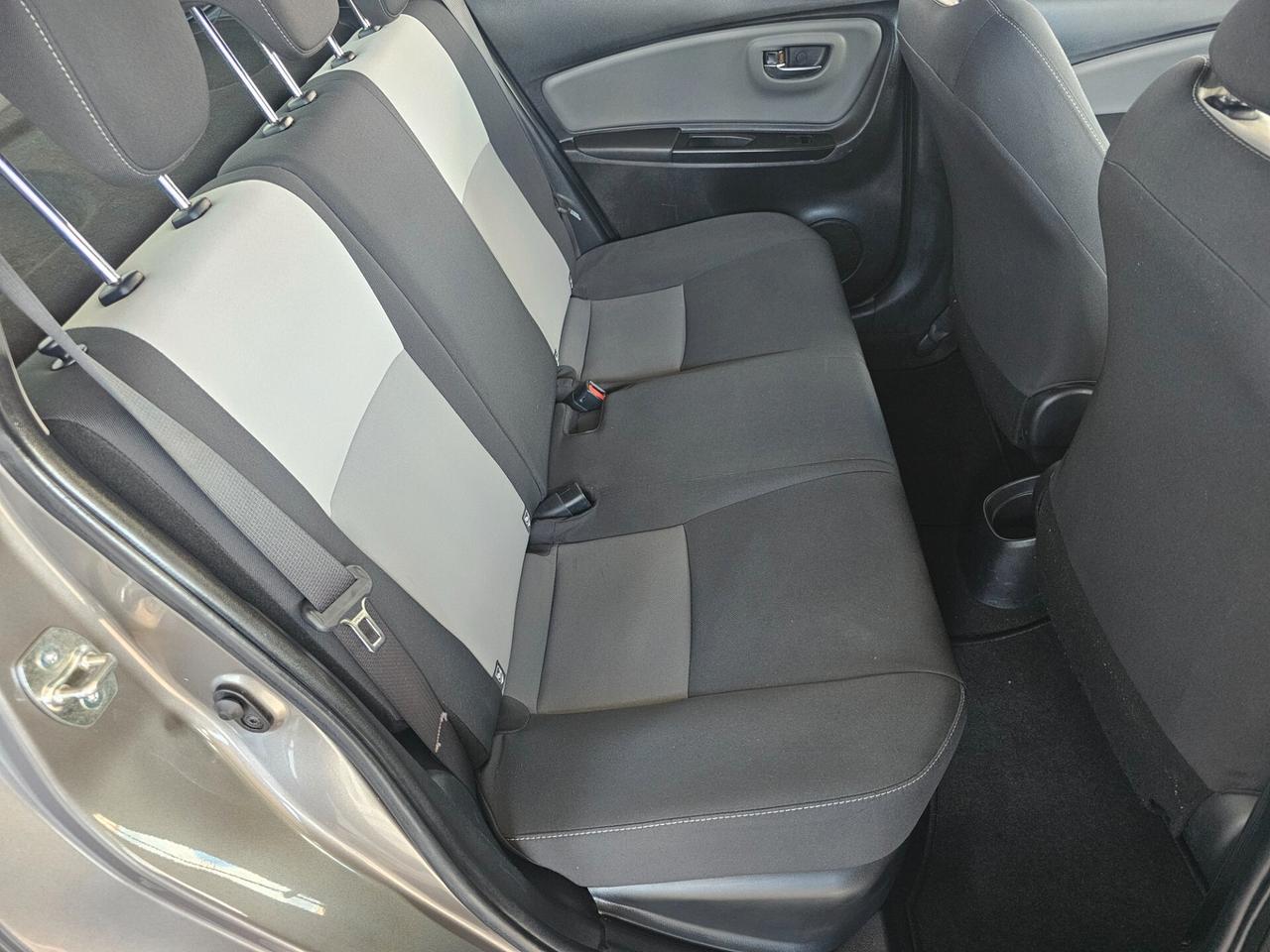 Toyota Yaris 1.5 Hybrid 5 porte Active