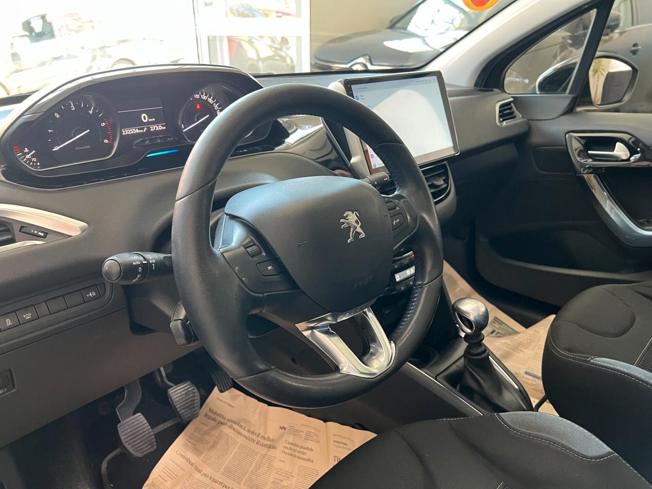 Peugeot 208 1.6 e-HDi 115 CV Stop&Start 5 porte Allure
