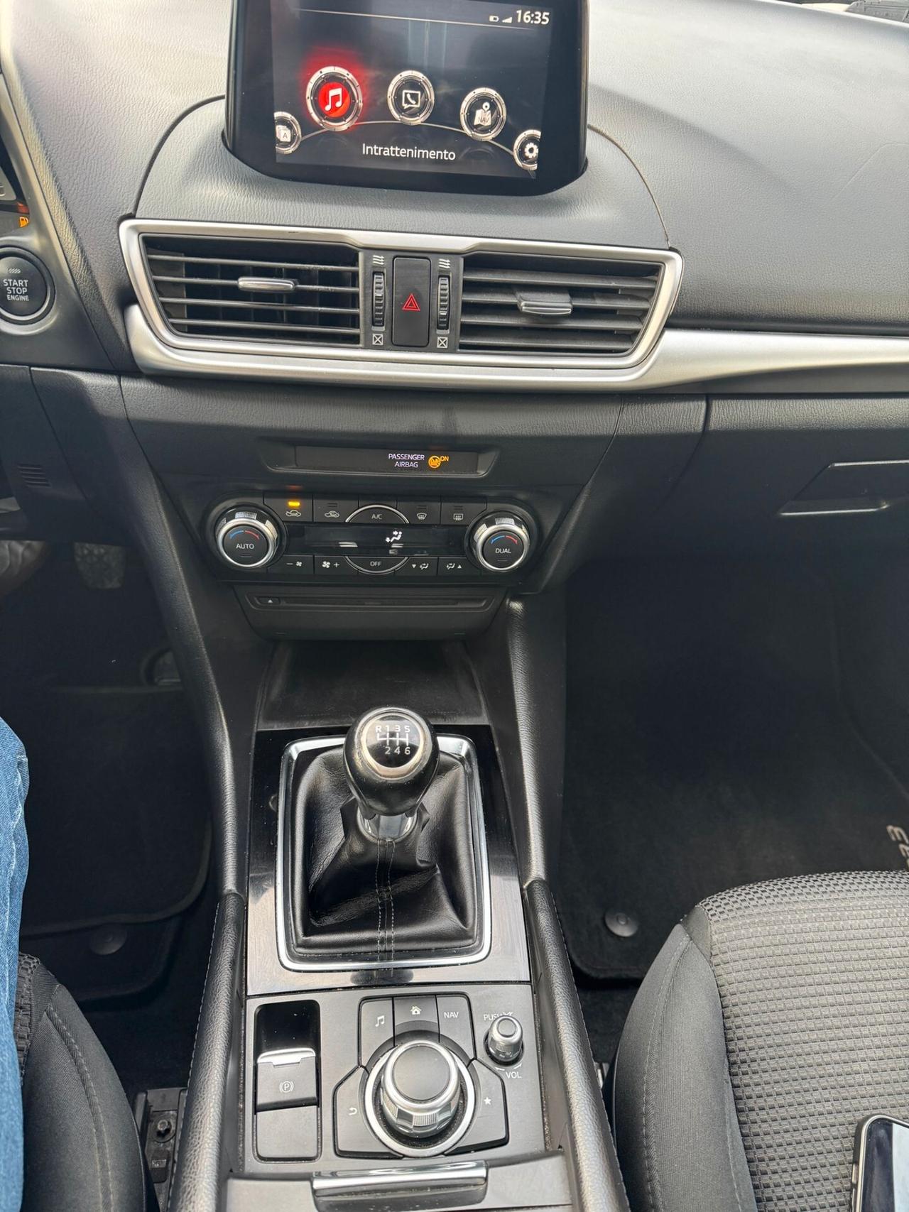 Mazda 3 2017 5p 1.5d Evolve 105cv